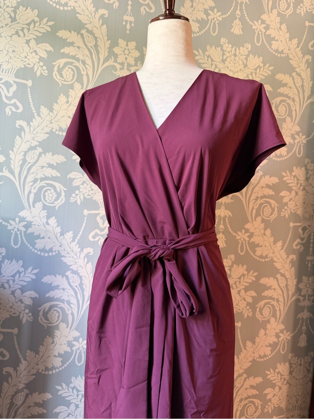HALARA Plum Wrap-Style Dress with pockets size XL